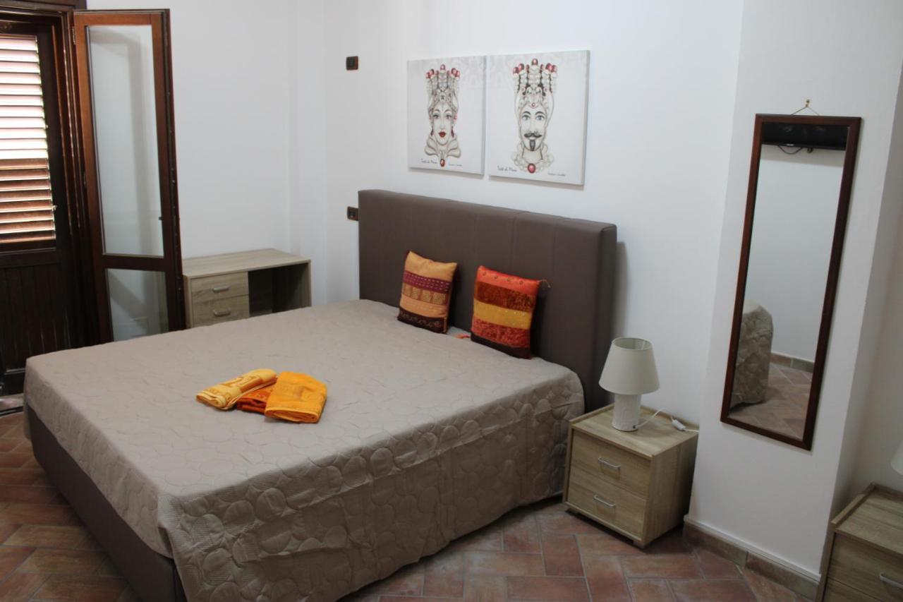 B&B Casa Giuliana バレストラーテ エクステリア 写真